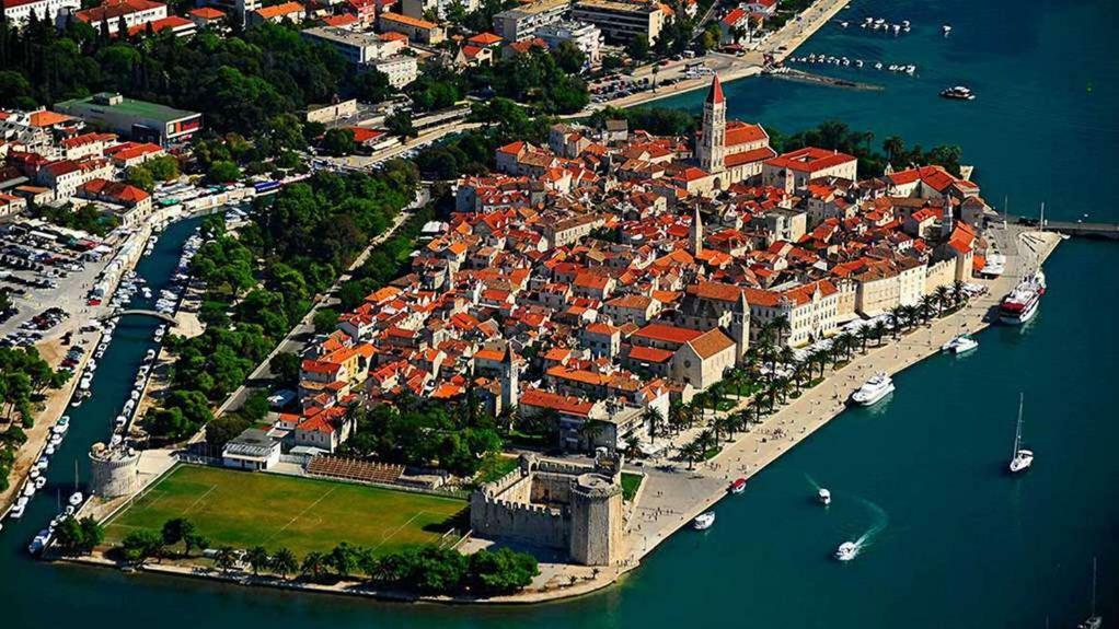 Villa Bubi Trogir Exterior foto
