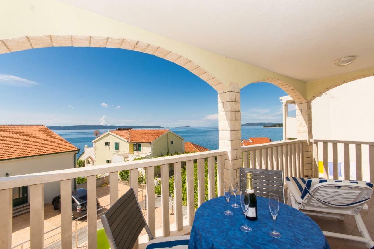 Villa Bubi Trogir Exterior foto