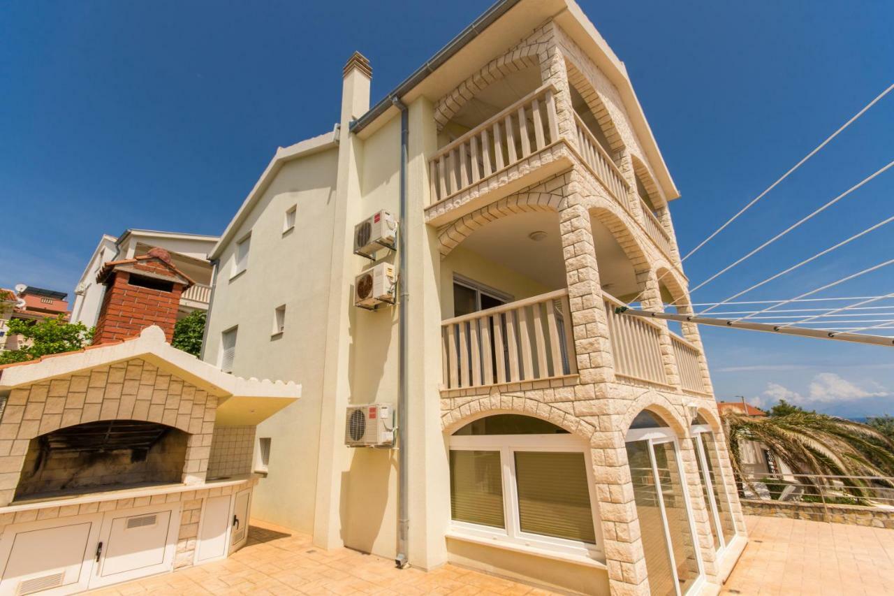 Villa Bubi Trogir Exterior foto